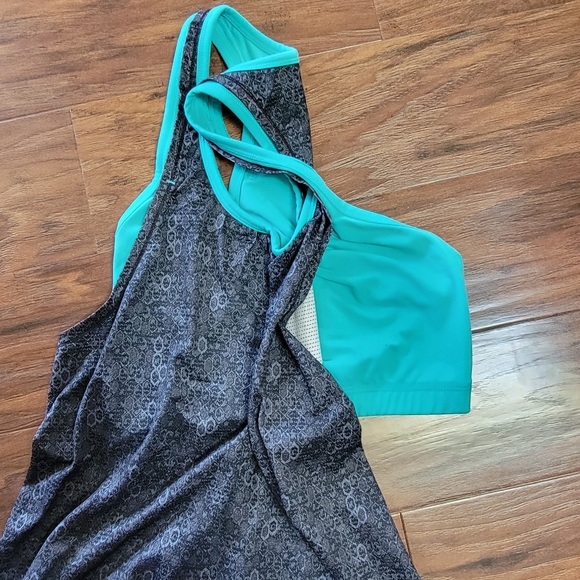 Maurices in Motion Athletic Workout Tank Top Size Small - Picture 7 of 10